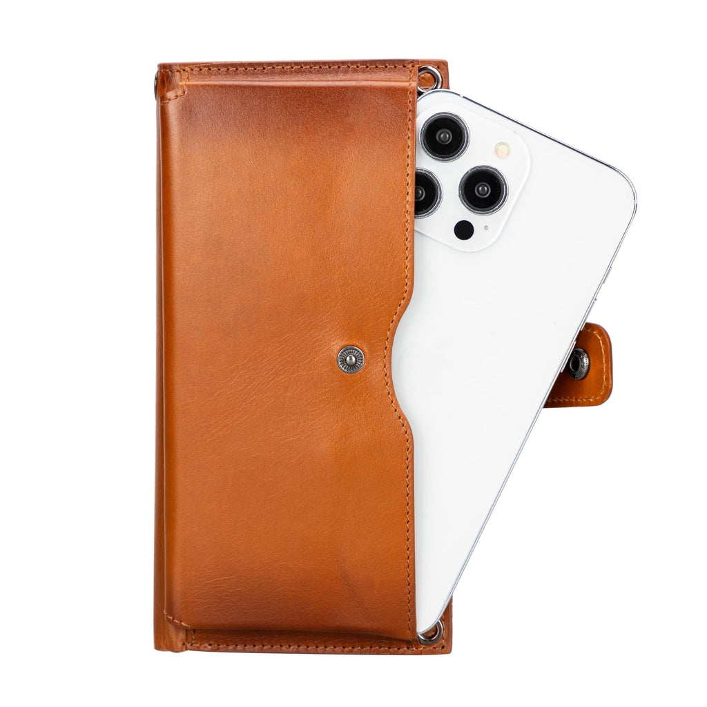 Billetera de cuero con correa para celular Kaycee para mujer